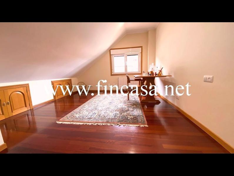 Foto ac36736c-2f58-40b1-9603-c8ea507ac880. Chalet en Sardoma - Castrelos Vigo