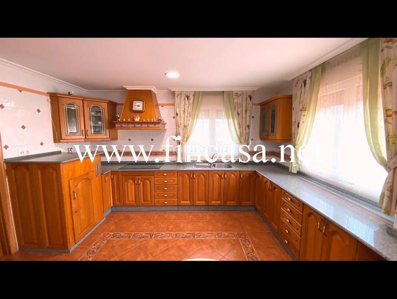 Foto 4bbc57e4-883b-4881-87b1-95988d062e33. Xalet amb calefacció aparcament a Sardoma - Castrelos Vigo