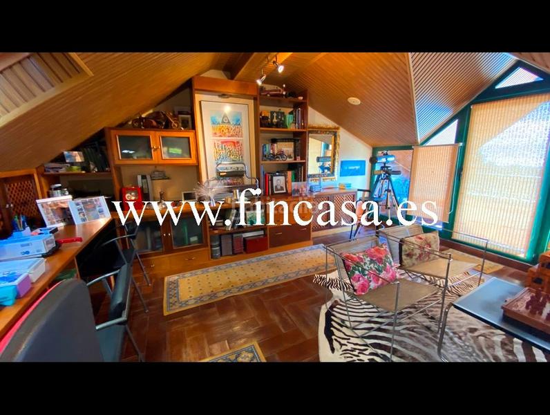 Foto 9b2db6c4-bc50-4ec7-80bc-b02b2f69ce18. Chalet with heating parking pool in Coruxo - Oia - Saiáns Vigo