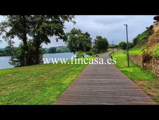 Terrain résidentiel à Tui