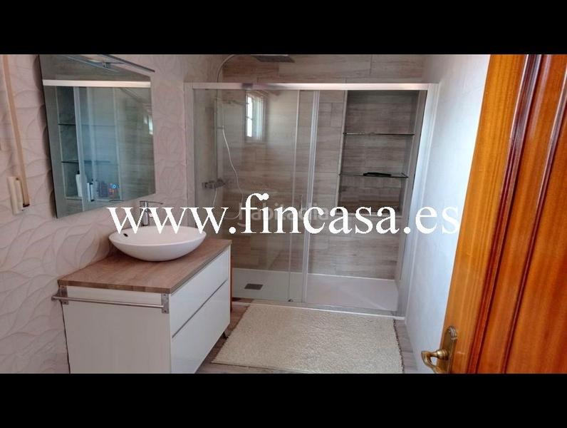 Foto 304437eb-7003-401a-b35e-23f27b62627a. Masía en rúa dos pazos 103 casona de pridra en Camos Nigrán