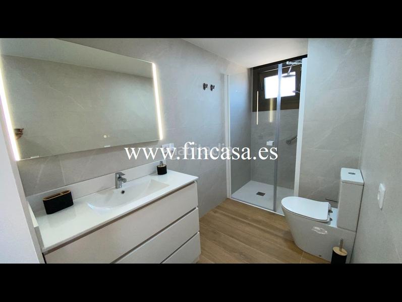 Foto 4e910e6f-8106-438e-ac83-35a05ce62a45. Alquiler casa en Gondomar