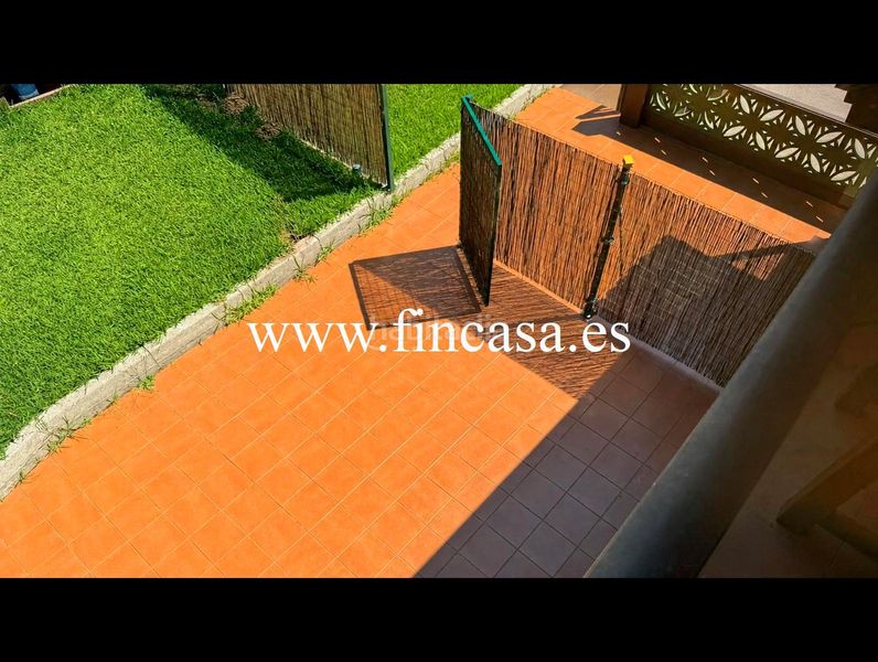 Foto 56a5128b-55d6-4e86-8c7a-ce02a556cb3f. Location chalet avec cheminée chauffage parking dans Vigo