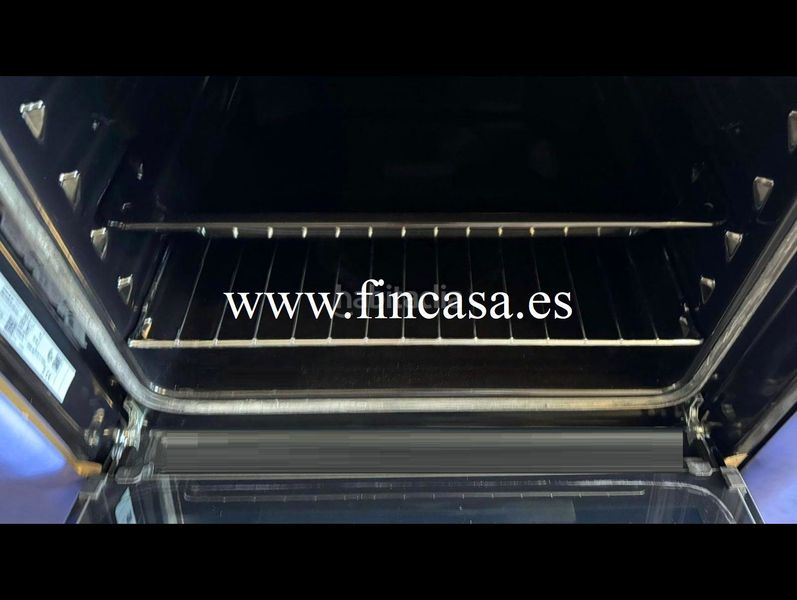 Foto 76a93d76-3650-4d58-afed-8b7092041b66. Lloguer xalet amb xemeneia calefacció aparcament a Vigo