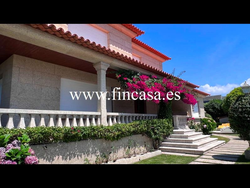 Foto 469308bf-1a28-44c3-9580-0c057ff20b01. Chalet en Nigrán centro Nigrán