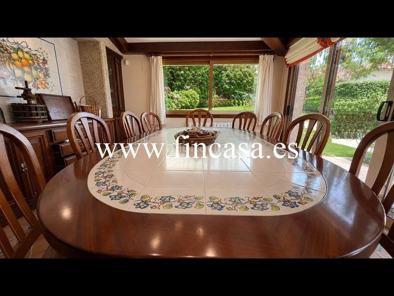 Foto 70d2011a-3a72-4c28-bec3-5f2a06e0eda8. Xalet amb xemeneia calefacció aparcament piscina a Nigrán