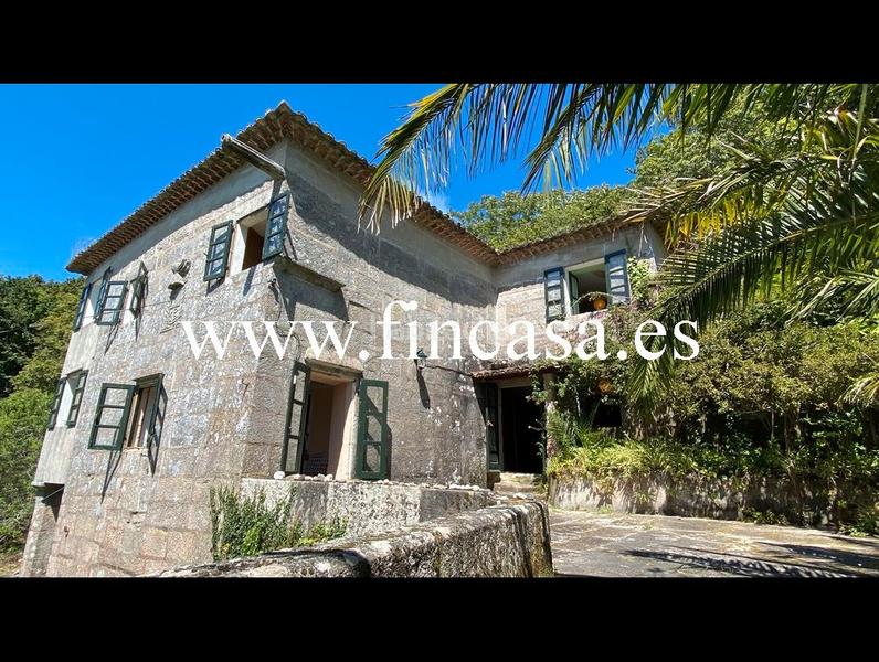 Foto cdc8ff2a-b503-4cd0-b85b-3d48442d3806. Chalet mit parking in San Pedro da Ramallosa Nigrán