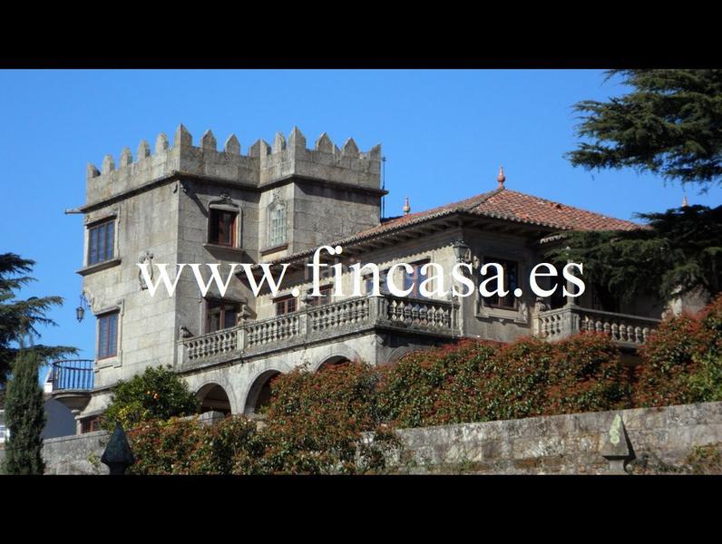 Foto cca6578e-ef10-44ea-b893-9ceb65eb0860. Chalet en O Castro Vigo