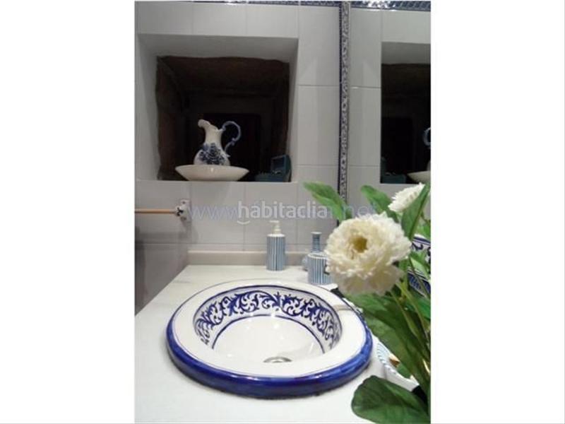 Foto 5240023f-1965-458b-9b17-3f698d3e0d8d. Chalet con riscaldamento parcheggio piscina in Gondomar