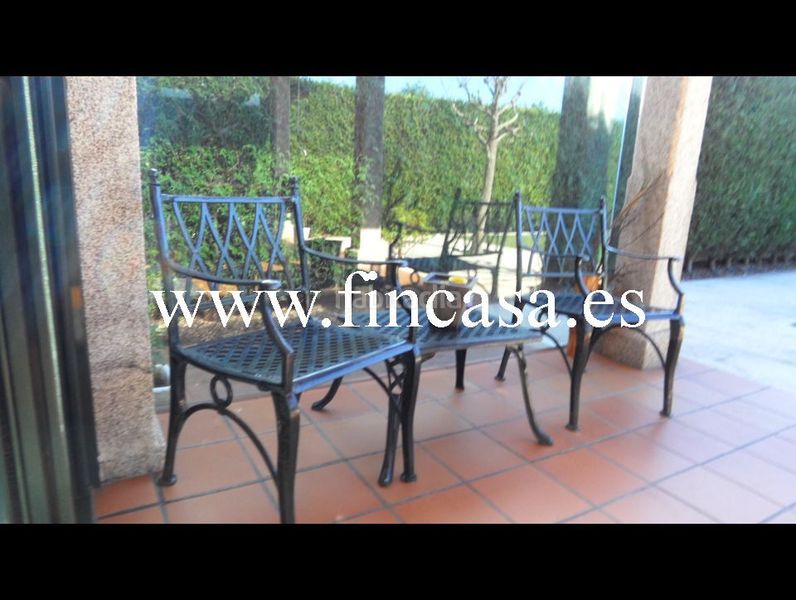 Foto d9bbeaae-c6c5-4c12-97b6-eeca96eb9a96. Chalet avec chauffage piscine dans Baiona
