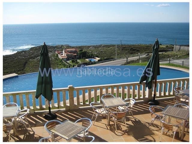 Foto a1bea334-b97c-4773-87b5-b0c250900115. Rent chalet with parking pool in Baiona