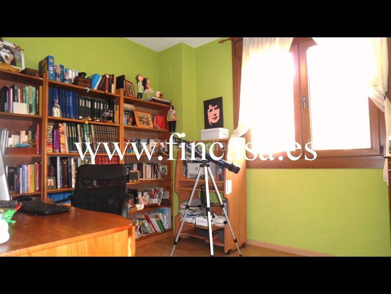 Foto bd33cfff-f344-43fe-9601-3832a9fec438. Chalet en Gondomar