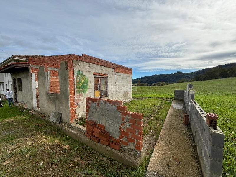 Foto 027bd739-0d0f-4727-98f2-0eb6fe951ab9. Casa con parcheggio in Salas