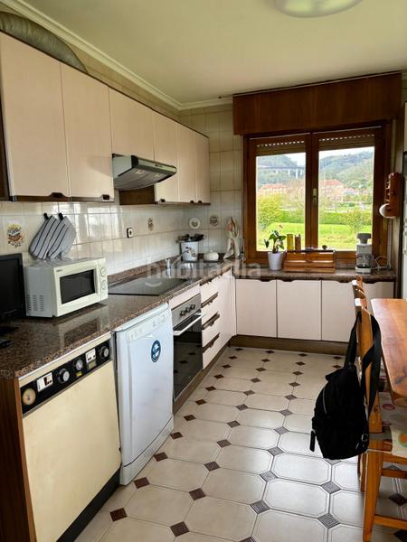 Foto 4d245b73-4187-4c87-ba7b-e9f08519b14a. Casa con parcheggio in Salas