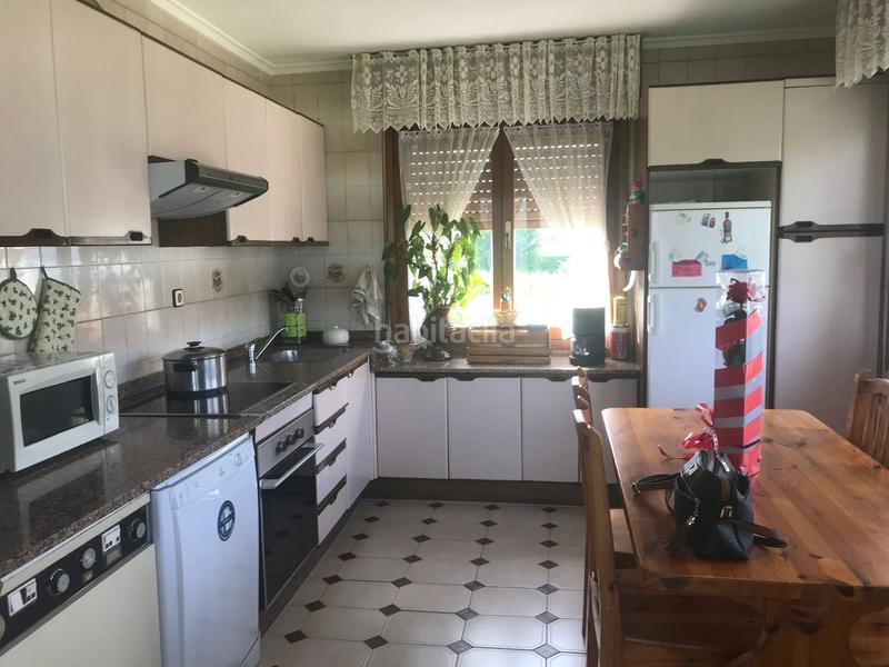 Foto 65f2faa3-56d4-462a-bde5-c8c211cd59ad. Casa con parcheggio in Salas