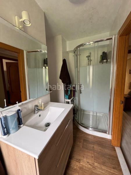 Foto e6f991dc-7b84-439c-847e-70337c37e1eb. Casa con parcheggio in Salas