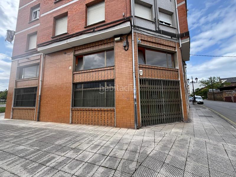 Foto 5534a473-7fe0-44d0-a21d-54e180eeceb7. Local commercial avec chauffage dans Colloto Oviedo