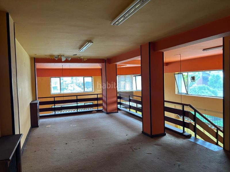 Foto d17661b2-d281-421d-9173-6ef1ba4f284e. Local commercial avec chauffage dans Colloto Oviedo