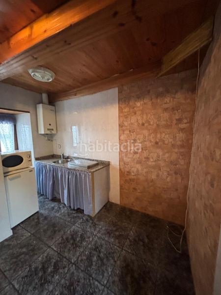 Foto ff7e55ea-97fb-40d1-8221-e2a7e56dcb00. Casa adosada pumarada en Laviana