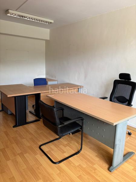 Foto 84443666-3ea6-47b2-8049-5395bc35e1d6. Affitto ufficio con riscaldamento in Masip Oviedo