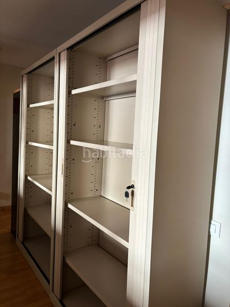 Foto ceca1ef3-625d-49a1-8e87-5220a9294d85. Location bureau avec chauffage dans Masip Oviedo