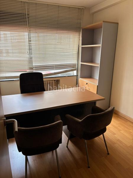 Foto f7206d37-98ee-411a-98f4-b3bf24ee9244. Miete büro mit heizung in Masip Oviedo