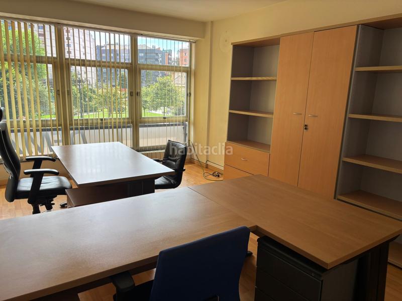 Foto 90740450-af65-4cfd-980e-9c31a15ae886. Rent office space with heating in Masip Oviedo
