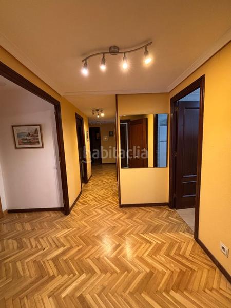 Foto 36703442-dc8a-461d-9dd2-8e5f7bb44a12. Appartamento con riscaldamento parcheggio in Salesas - Foncalada - Campoamor Oviedo