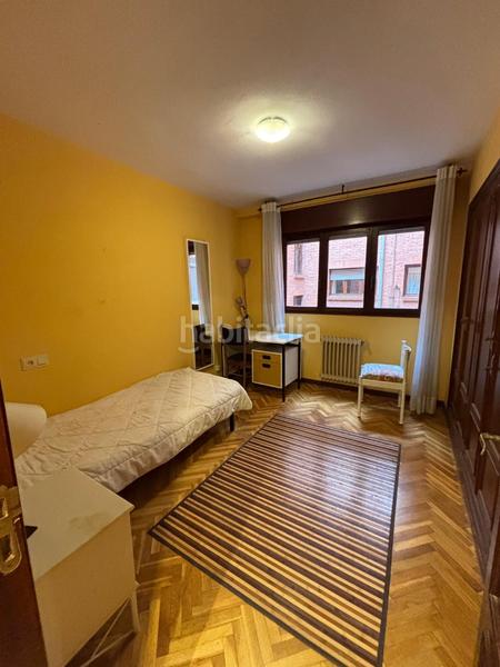 Foto 5f5be61b-6cc1-46ef-99ff-86474a15ba21. Appartamento con riscaldamento parcheggio in Salesas - Foncalada - Campoamor Oviedo