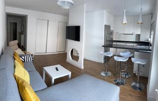 Location Appartement  Calle adosinda. Piso unto a la playa de san lorenzo