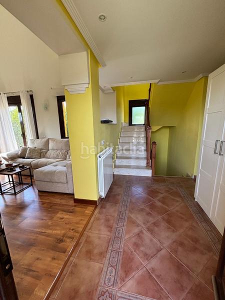 Foto 1c0168a8-abbb-4008-b47d-8860bcf75783. Xalet amb calefacció aparcament a Llanera