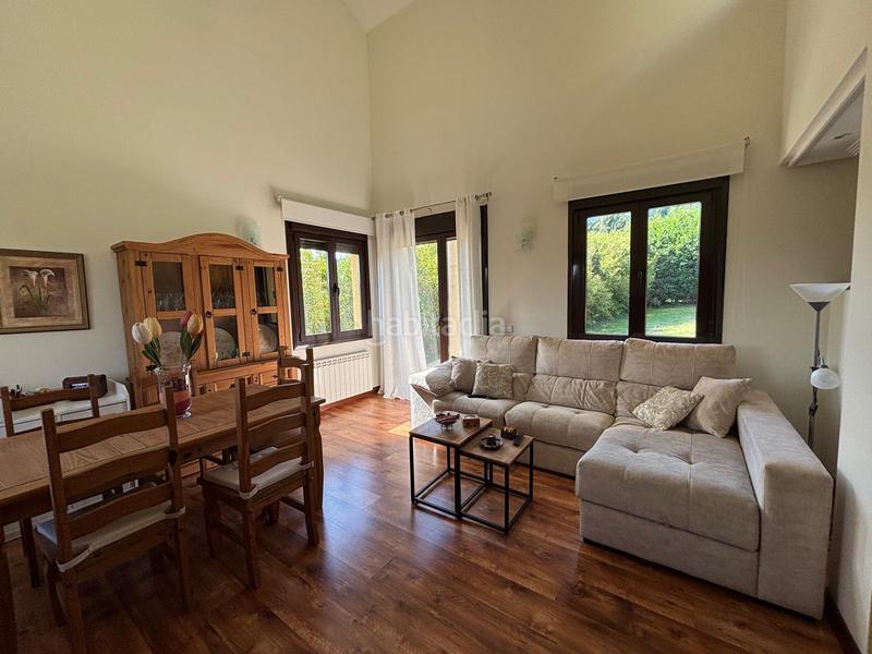 Foto 79e17d06-d799-44f5-8b00-d1758d25f78c. Xalet amb calefacció aparcament a Llanera