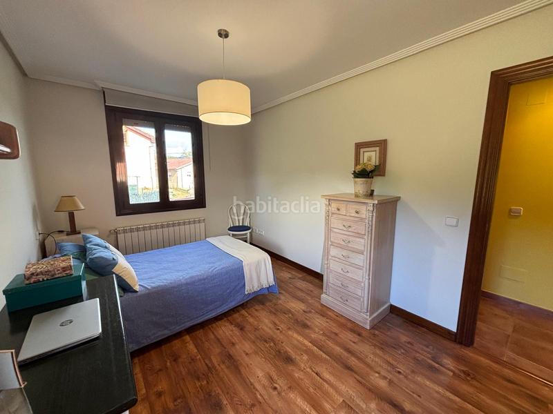 Foto d957742a-2256-49dc-89c1-a71ad68b6d40. Xalet amb calefacció aparcament a Llanera