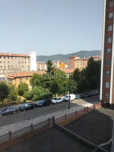 Foto 197ff7f7-5268-453f-89a7-cb3f28c314d2. Appartement dans calle rafael altamira 5 dans Buenavista Oviedo