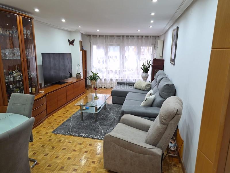 Foto 1897d9bd-6728-4a6e-ba8b-97d3338b6057. Pis amb calefacció aparcament a Salesas - Foncalada - Campoamor Oviedo