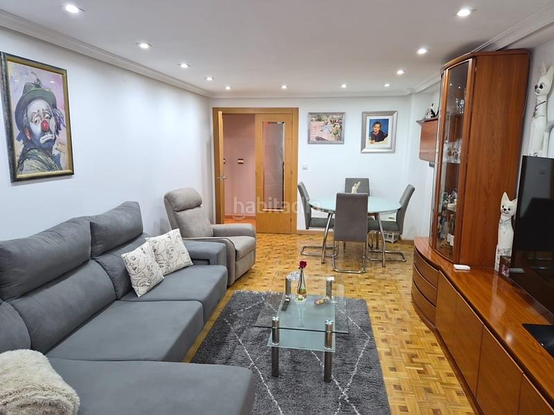 Foto 2c580269-c68d-44d6-89c0-e0857cd739fe. Pis amb calefacció aparcament a Salesas - Foncalada - Campoamor Oviedo