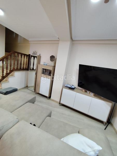 Foto 4a4c894e-5a28-4e2f-ae1d-22d159eba327. Dúplex amb calefacció aparcament a Buenavista Oviedo