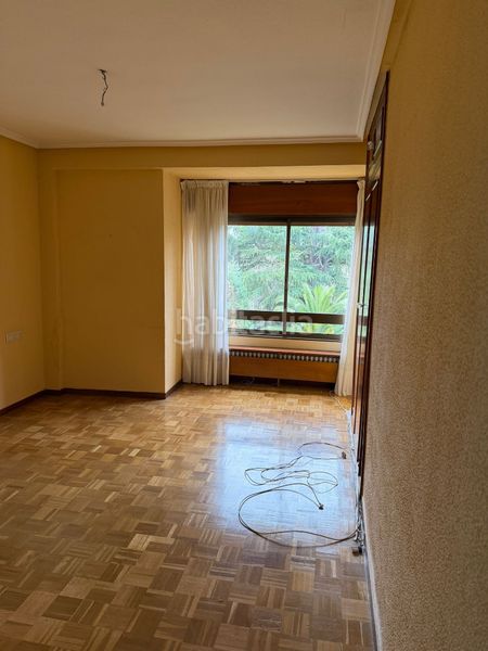 Foto 6bea8fe0-8516-42be-8dea-a8c12e3db828. Flat with heating parking in Parque San Francisco - Uría Oviedo