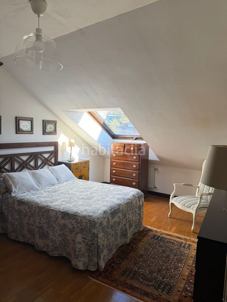 Foto 5cbc50e5-edf4-4c0e-b128-e8ae007b24c9. Dúplex a calle vázquez de mella 1 a Vallobín Oviedo