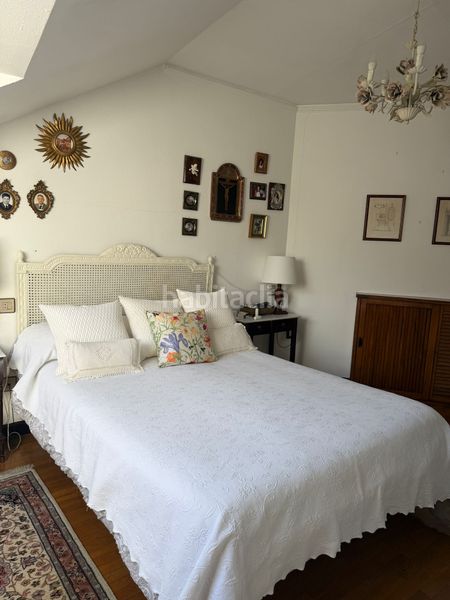 Foto b037d31b-1441-4c18-9769-c0ae4bf78615. Dúplex a calle vázquez de mella 1 a Vallobín Oviedo