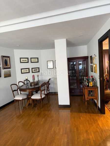 Foto c335b506-316d-462c-97e8-81a0fb6b88b4. Dúplex a calle vázquez de mella 1 a Vallobín Oviedo