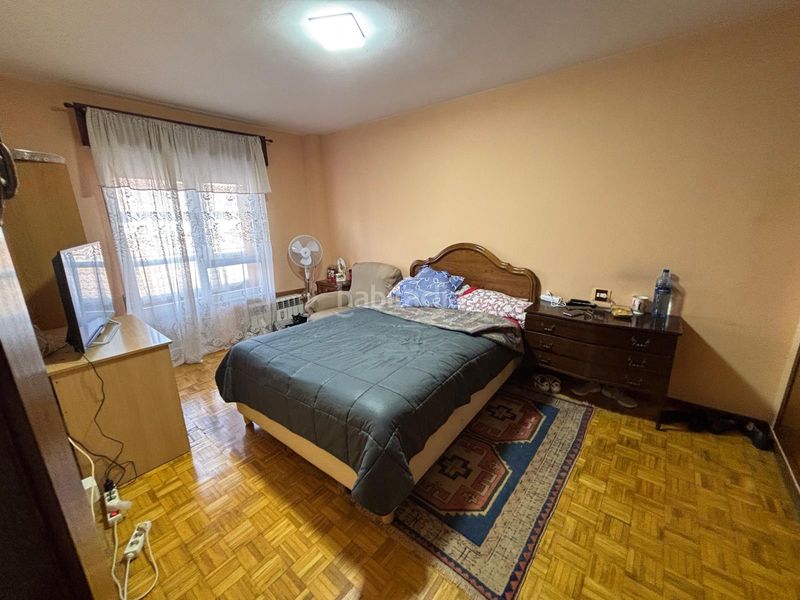 Foto 0636704d-f022-4404-a8e5-77b4c15095e5. Pis amb calefacció aparcament a El Cristo Oviedo