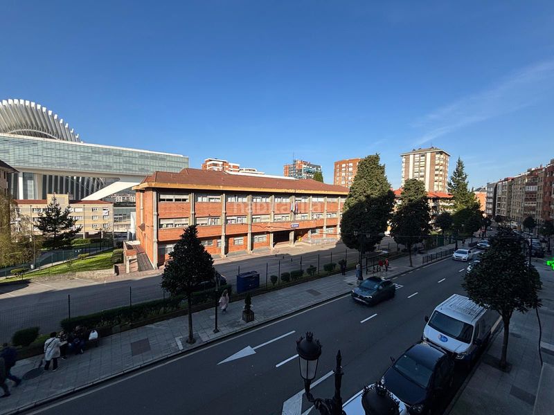 Foto ffcdf263-f80d-4690-9344-4b5428d18cb5. Pis amb calefacció aparcament a El Cristo Oviedo