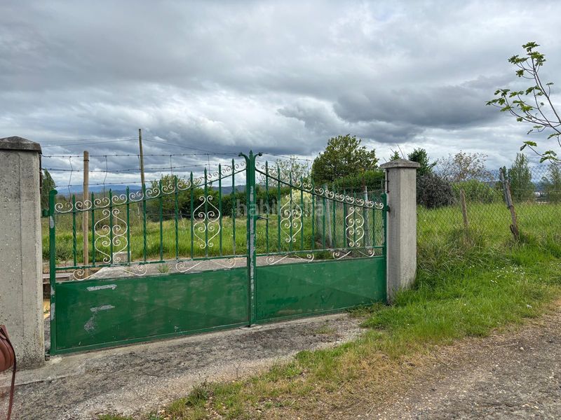Foto a5bfbf6a-65d0-4d1b-8c17-f418cd3061dc. Finca rústica a acceso a la corredoria 1 a Huca - La Cadellada Oviedo