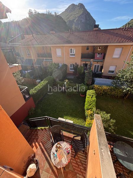 Foto 3d6a2e0b-e9f9-455c-8fb3-10398703f518. Casa adossada amb calefacció aparcament a Morcín