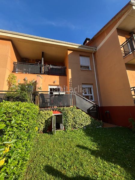 Foto 96552718-3d62-4400-87a7-62a35de1b991. Casa adossada amb calefacció aparcament a Morcín