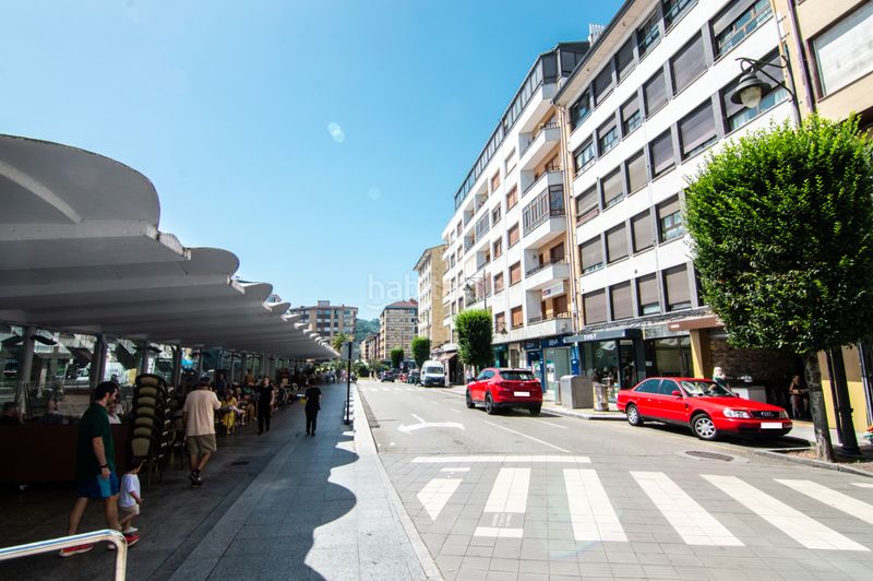 Foto c5c0c0c9-94ff-454c-9f6a-0e14c6f796b4. Piso centro pola en la pola Siero Siero
