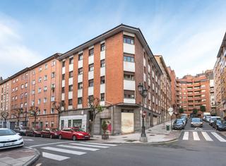 Local Comercial en Oviedo - cl victor hevia 36. Local  venta c victor hevia, 36  oviedo