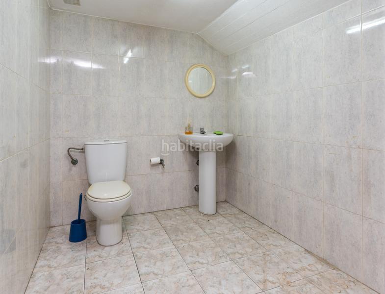 Foto aeaf52a3-315b-4546-a1cd-43f022c9feb8. Local comercial a Oviedo - gonzalez del valle 6 a Oviedo