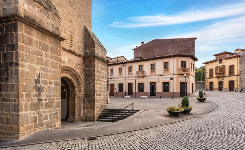 Foto a09c4a93-cbc1-4d38-90c0-500aeb220deb. House in Salas - pz iglesia de la 2 in Salas